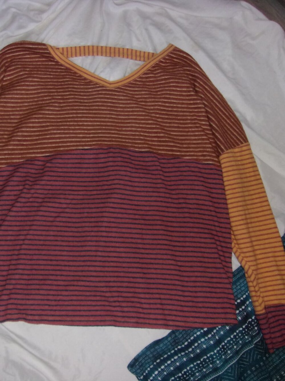 knit soft size extra large womens shirt casual dress   tan maroon striped